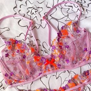 FOR LOVE & LEMONS Bloom Lace Bra
